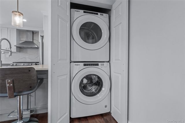 19947 22nd Avenue UPPER, Whitestone, NY 11357