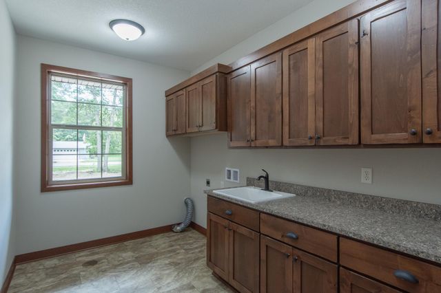 14502 Lynndale Drive, Baxter, MN 56425