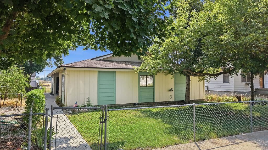 1511 W Mission Ave, Spokane, WA 99201 photo 2