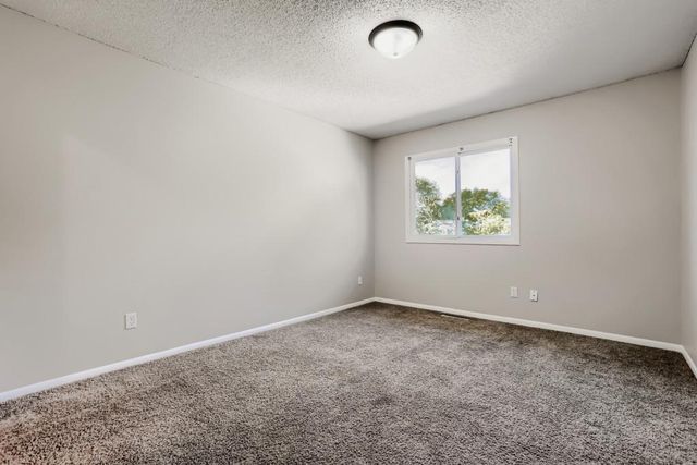11345 Ibis Street NW, Coon Rapids, MN 55433