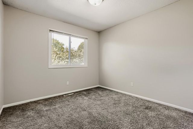 11345 Ibis Street NW, Coon Rapids, MN 55433