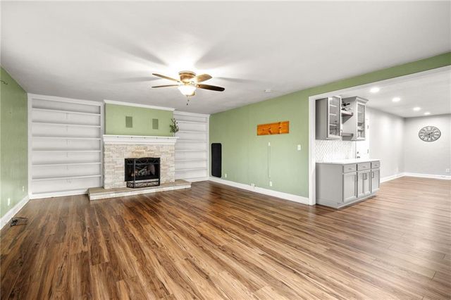 117 Meadow Lane, Warrensburg, MO 64093