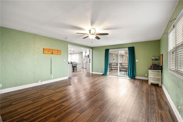 117 Meadow Lane, Warrensburg, MO 64093