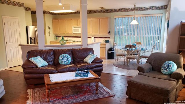 8403 Old Stone Gate, San Antonio, TX 78249