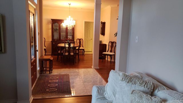 8403 Old Stone Gate, San Antonio, TX 78249