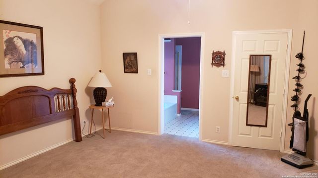 8403 Old Stone Gate, San Antonio, TX 78249