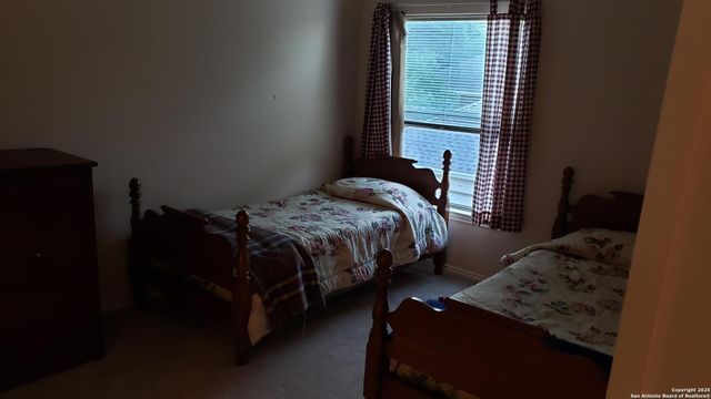 8403 Old Stone Gate, San Antonio, TX 78249