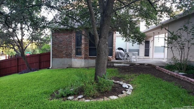 8403 Old Stone Gate, San Antonio, TX 78249