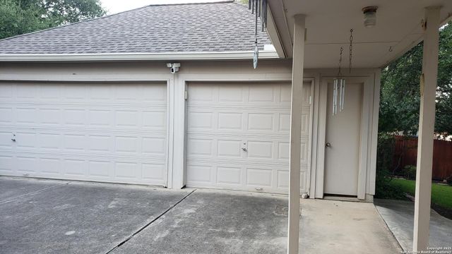 8403 Old Stone Gate, San Antonio, TX 78249