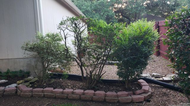 8403 Old Stone Gate, San Antonio, TX 78249