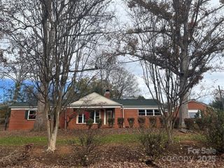 302 Walton Road, Morganton, NC 28655