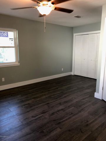 2132 BAY Road, Neptune Beach, FL 32266