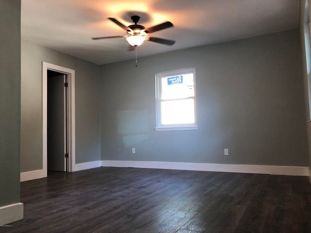 2132 BAY Road, Neptune Beach, FL 32266