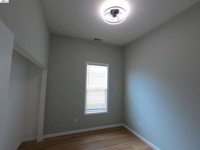 720 Foothill Blvd, Oakland, CA 94606