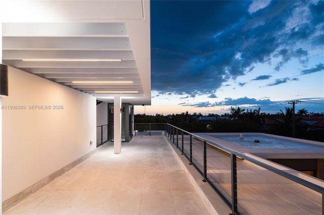 571 GLENRIDGE RD, Key Biscayne, FL 33149