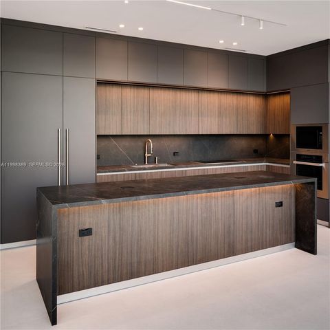 571 GLENRIDGE RD, Key Biscayne, FL 33149