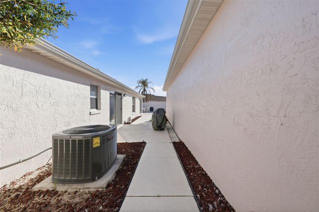 741 HERNANDEZ DRIVE, The Villages, FL 32159