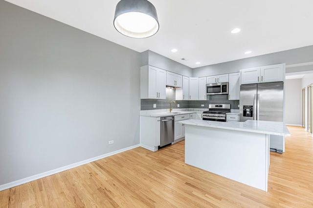 3154 N Oleander Avenue 2C, Chicago, IL 60707