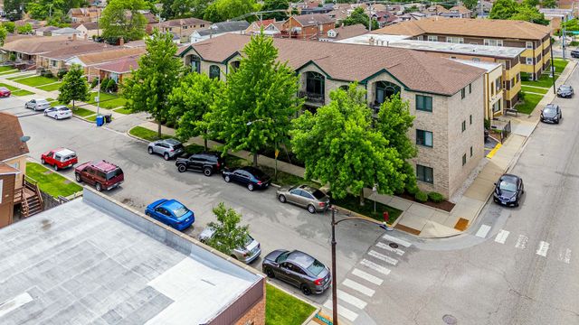 3154 N Oleander Avenue 2C, Chicago, IL 60707