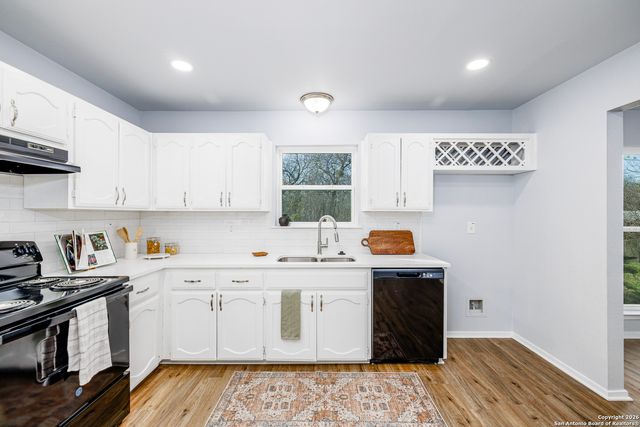 5703 Honeygold, San Antonio, TX 78222