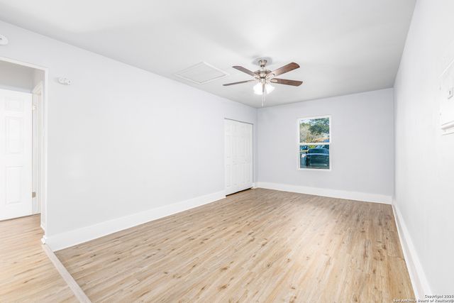 5703 Honeygold, San Antonio, TX 78222