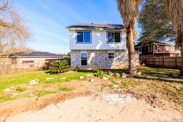 5703 Honeygold, San Antonio, TX 78222