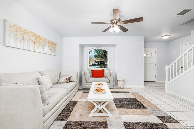 5703 Honeygold, San Antonio, TX 78222