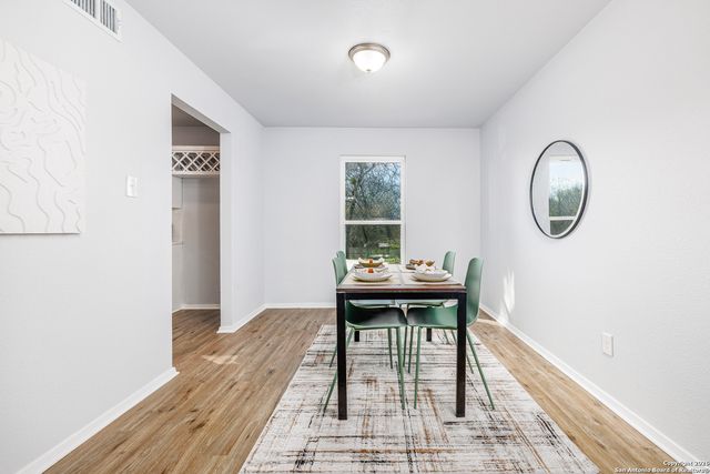 5703 Honeygold, San Antonio, TX 78222