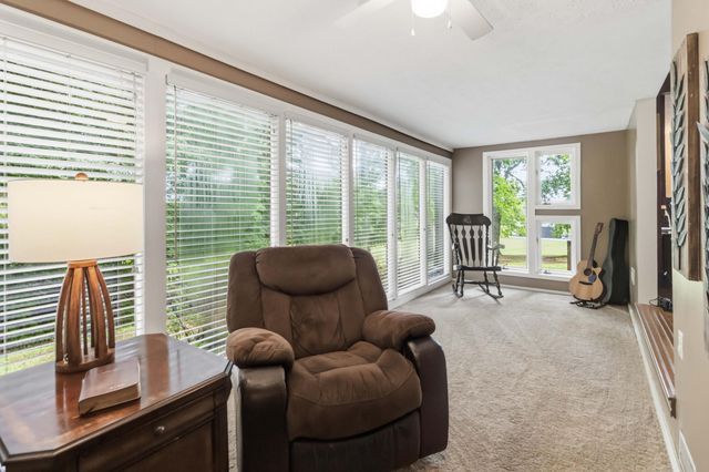 230 Whispering Oaks Drive, Somerset, KY 42503