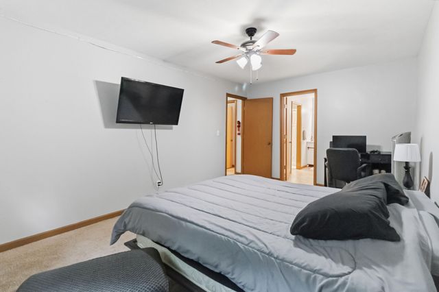 230 Whispering Oaks Drive, Somerset, KY 42503
