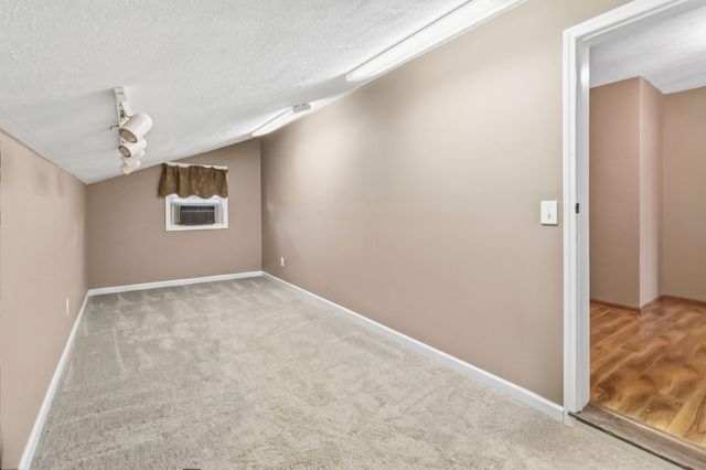 230 Whispering Oaks Drive, Somerset, KY 42503