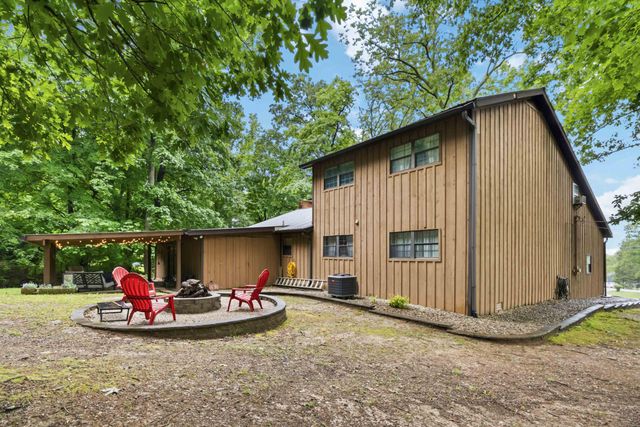 230 Whispering Oaks Drive, Somerset, KY 42503