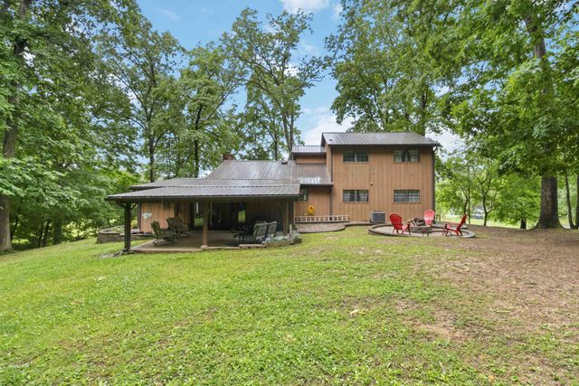 230 Whispering Oaks Drive, Somerset, KY 42503