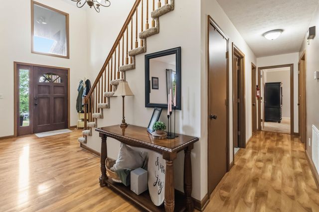 230 Whispering Oaks Drive, Somerset, KY 42503