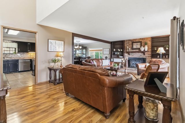 230 Whispering Oaks Drive, Somerset, KY 42503