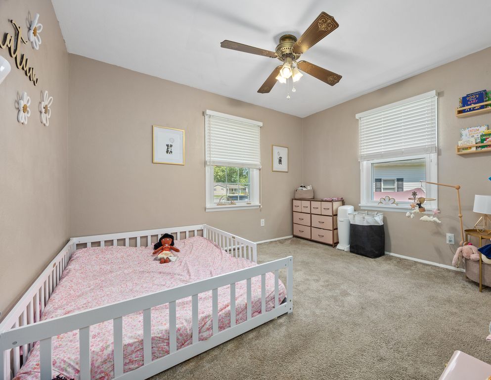 Image 26 of property listing at 21 Crestwood Lane, Centralia, IL 62801