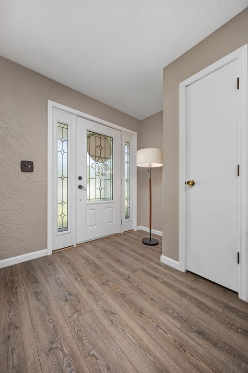 Image 4 of property listing at 21 Crestwood Lane, Centralia, IL 62801