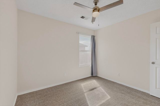 2190 Camino Rincon SW, Los Lunas, NM 87031