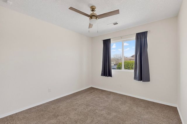 2190 Camino Rincon SW, Los Lunas, NM 87031