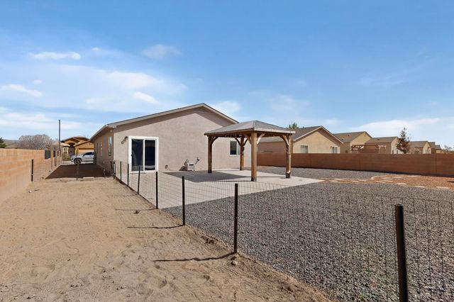 2190 Camino Rincon SW, Los Lunas, NM 87031
