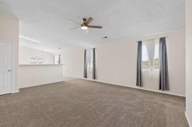 2190 Camino Rincon SW, Los Lunas, NM 87031