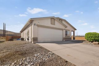 2190 Camino Rincon SW, Los Lunas, NM 87031
