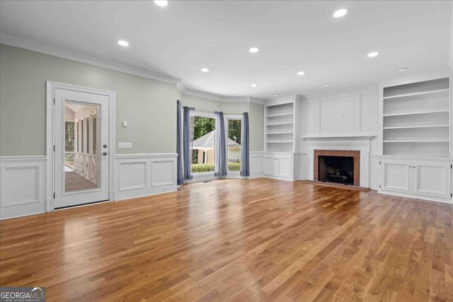 120 Lisa Lane, Carrollton, GA 30117