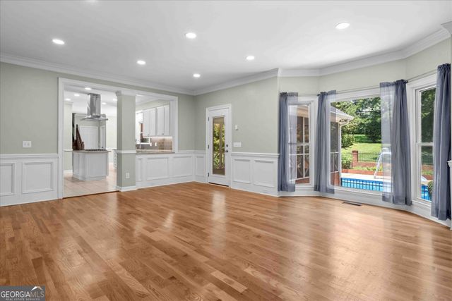 120 Lisa Lane, Carrollton, GA 30117