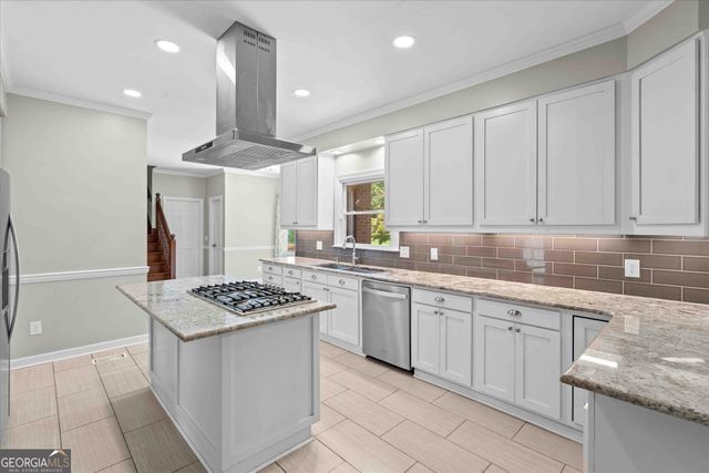 120 Lisa Lane, Carrollton, GA 30117