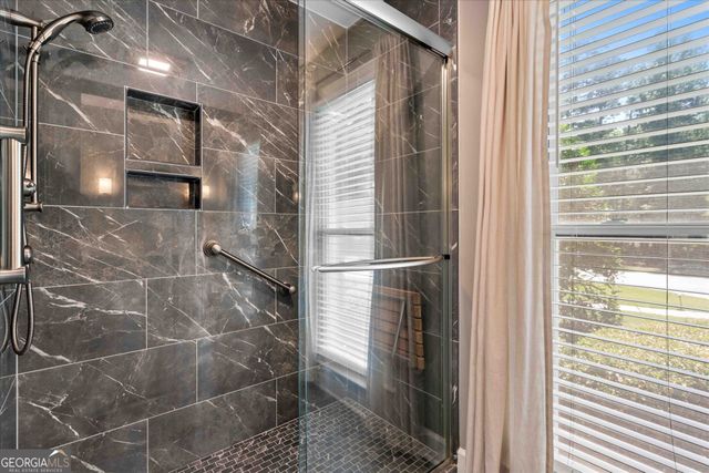 120 Lisa Lane, Carrollton, GA 30117