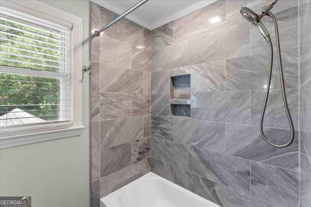 120 Lisa Lane, Carrollton, GA 30117