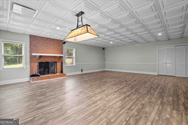 120 Lisa Lane, Carrollton, GA 30117