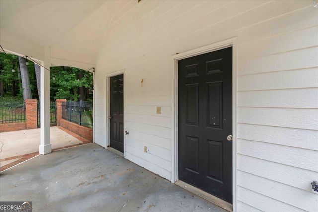 120 Lisa Lane, Carrollton, GA 30117
