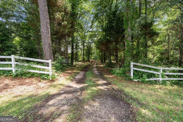 120 Lisa Lane, Carrollton, GA 30117